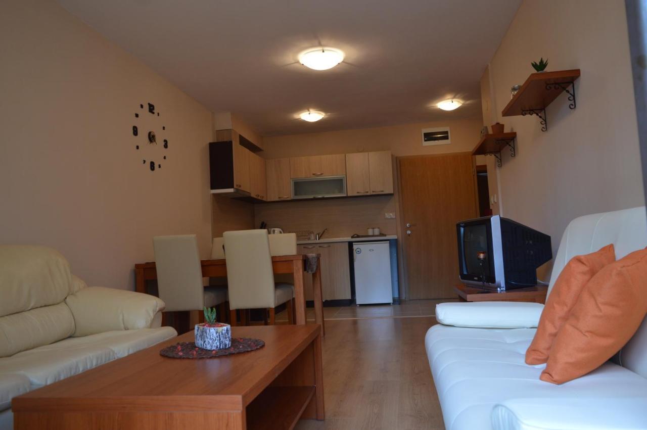 Stylish 1 Bedroom Apartment In Aspen Golf Resort Банско Екстериор снимка